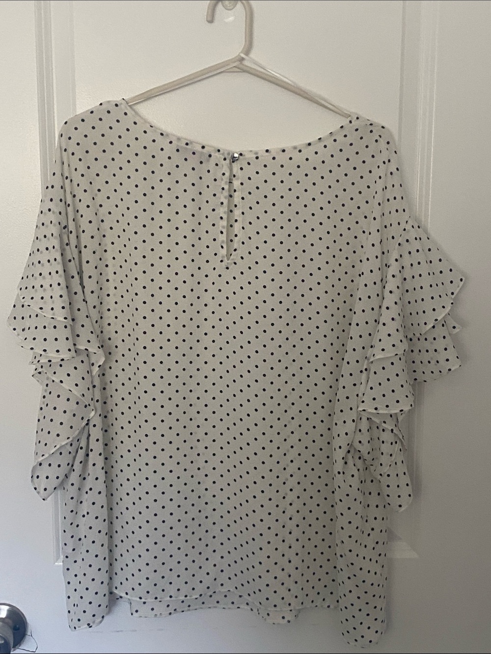 Vince Camuto Cream Blouse with Black Polka Dots and Ruffle Sleeves - Picture 2 of 4